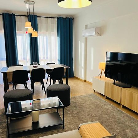Beautiful Apartment - Family And Group Of Friends Повуа-де-Санта-Ирия Экстерьер фото